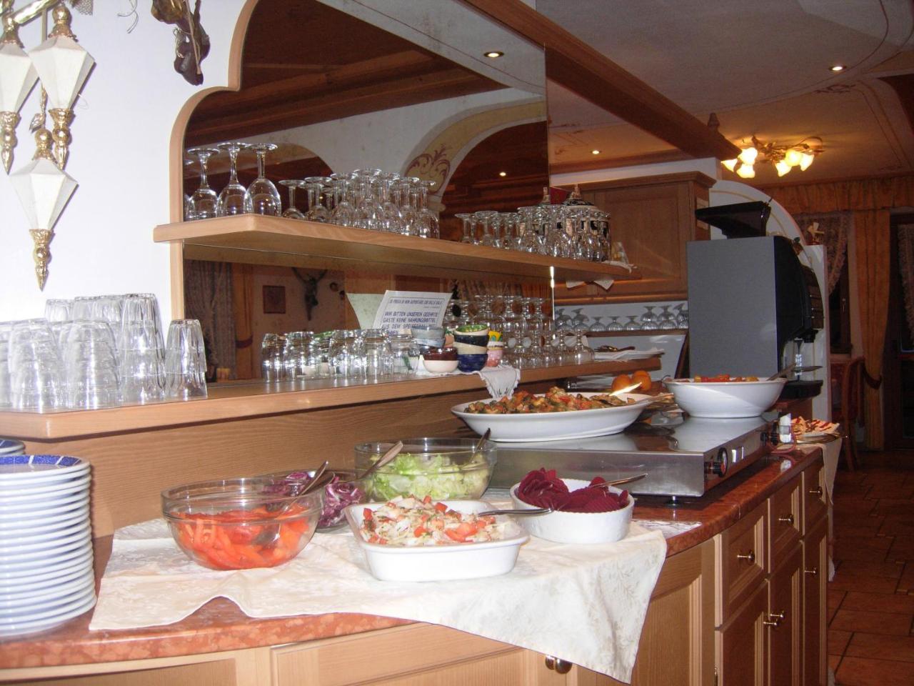 Hotel Albe Рока Пиеторе Екстериор снимка